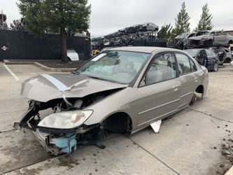2005 Honda Civic Parts. (Parts Car)