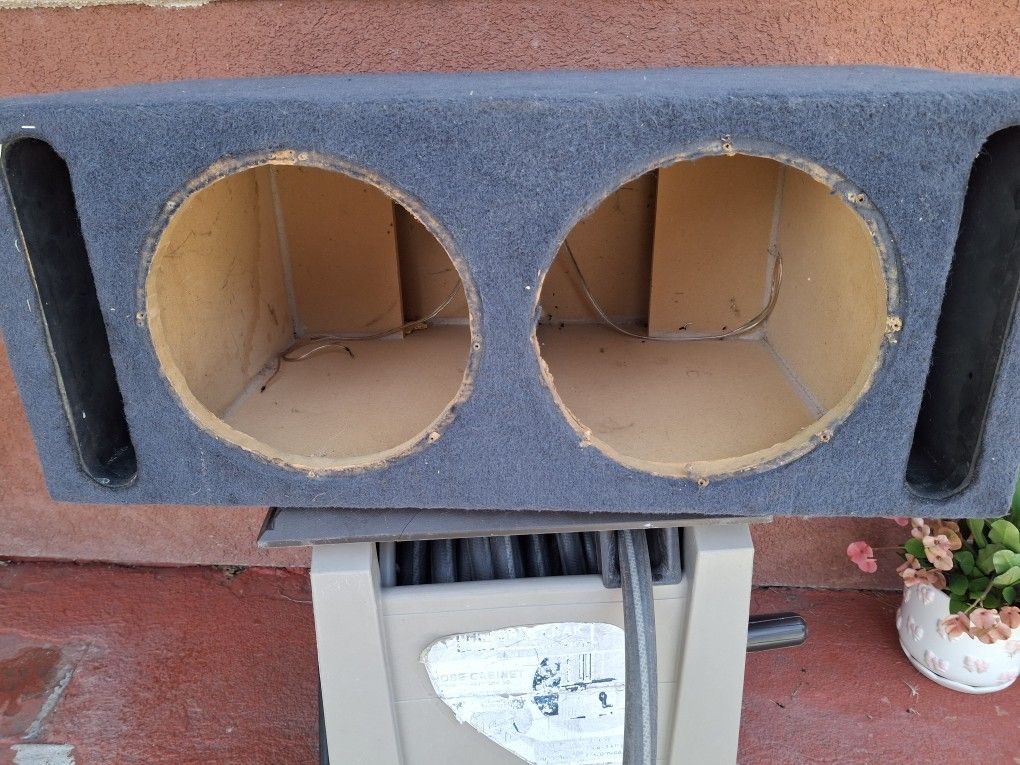 SPEAKERS BOX CAJA PARA BOSINAS 10 INCHES GOOD CONDICIÓN ABLO ESPAÑOL