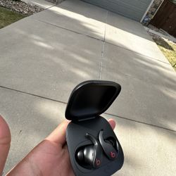 Beats fit pro
