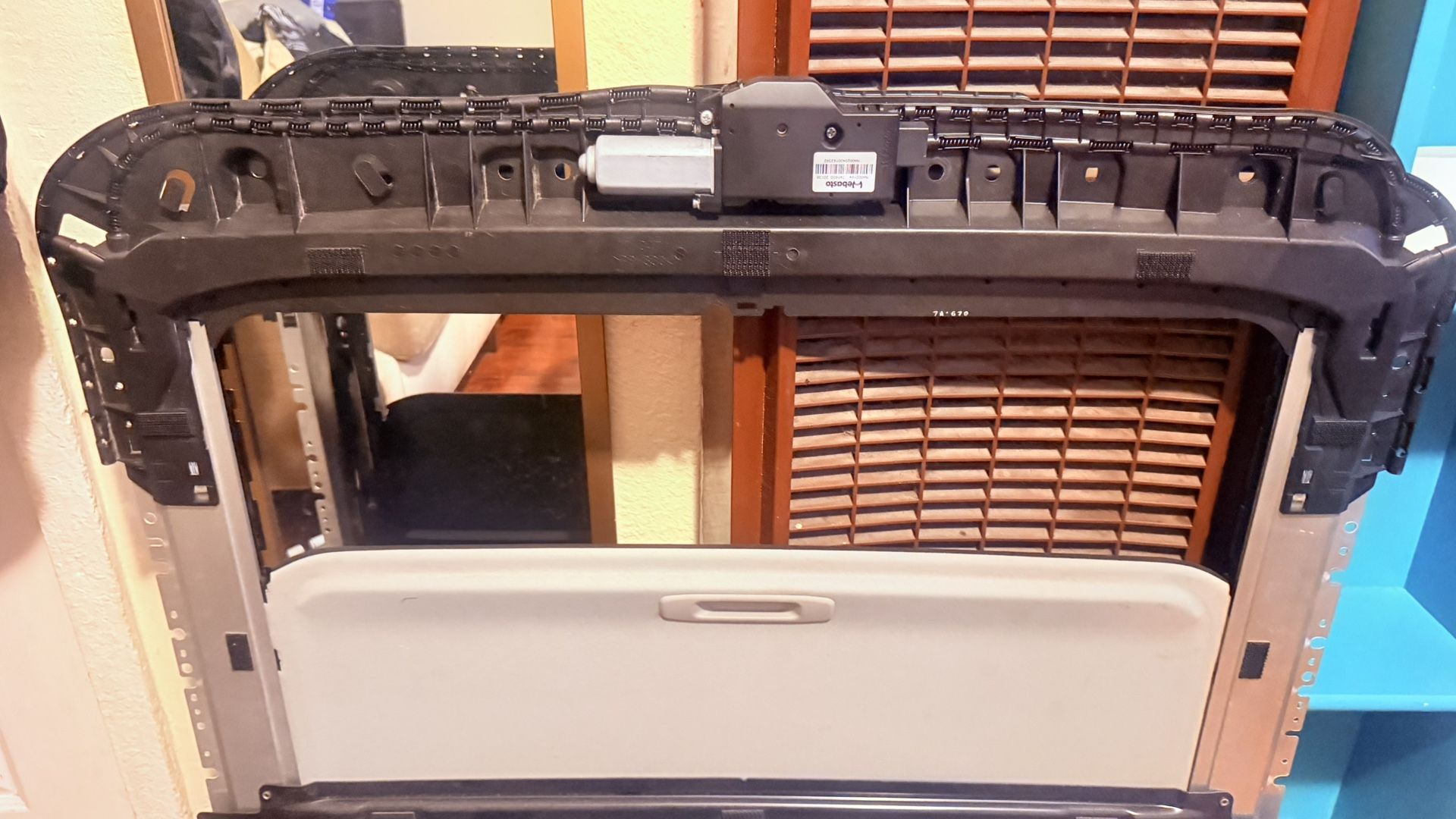 Sunruff Motor And Rail For A Infinity Q50 2017 To 2020