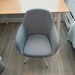 Branch Office Lounge Chair / Desk Chair (Smoke Gray)