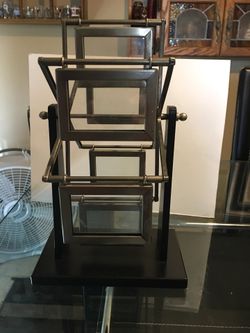 Picture holder