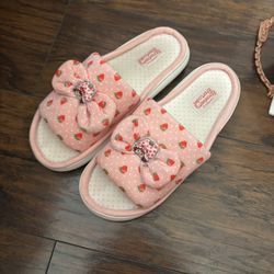 Strawberry Shortcake slippers