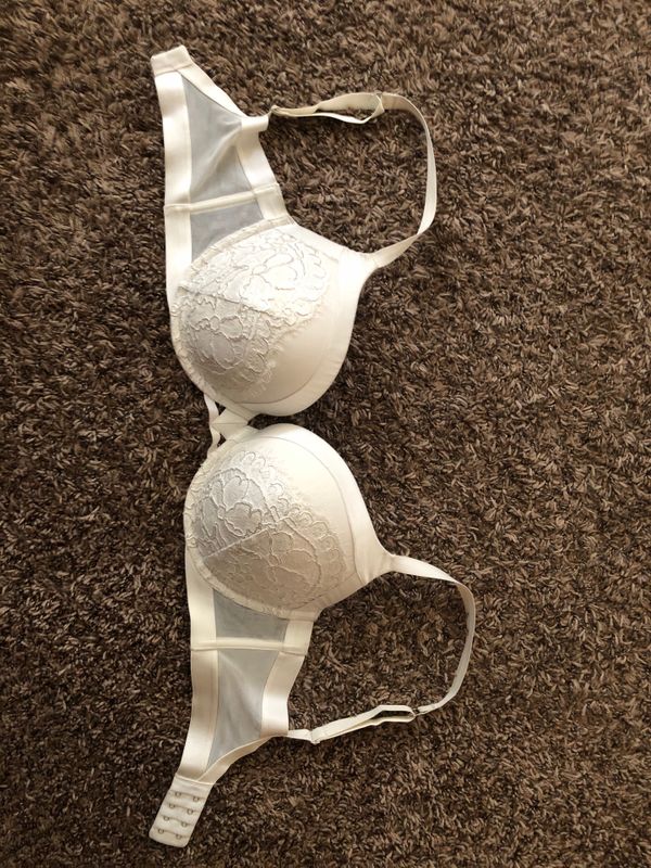 Victoria secret push up bra 34DDD for Sale in Vancouver, WA OfferUp