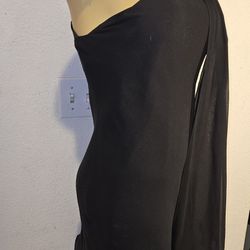 LAYERS OF. SHEER SILK.  !ATTACHED IS  A SILK SCARF