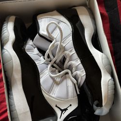 SPACE JAM SIZE 9 Like New $250