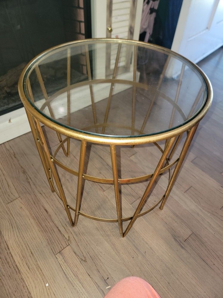 Gols Metal End Table