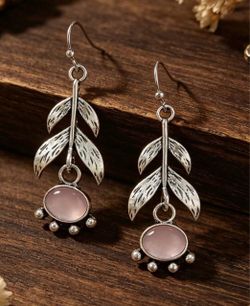 Vintage Rose Leaf Moonstone Drop Earrings – Elegant Oval Pendant Jewelry