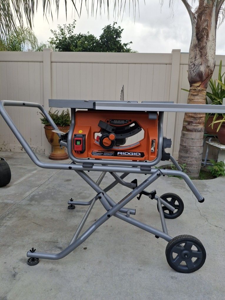 Ridgid 10 in. Portable Table Saw