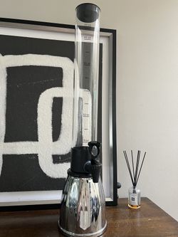 Oggi 3 Quart Beer Beverage Tower Glass