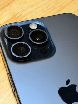 iPhone 15 Pro Max 256 GB Unlocked