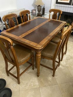 Dinning Table