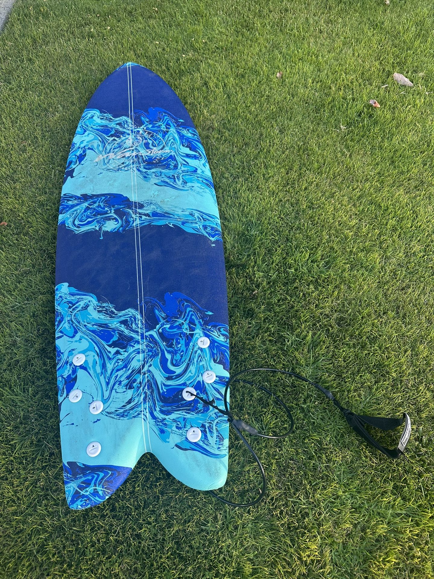 Wavestorm Soft Top Surfboard 5'6" – Great Condition!