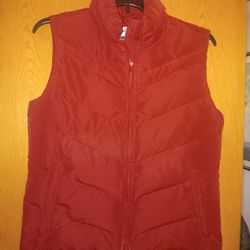 Women's Size Large,  Columbia Puffer Vest 