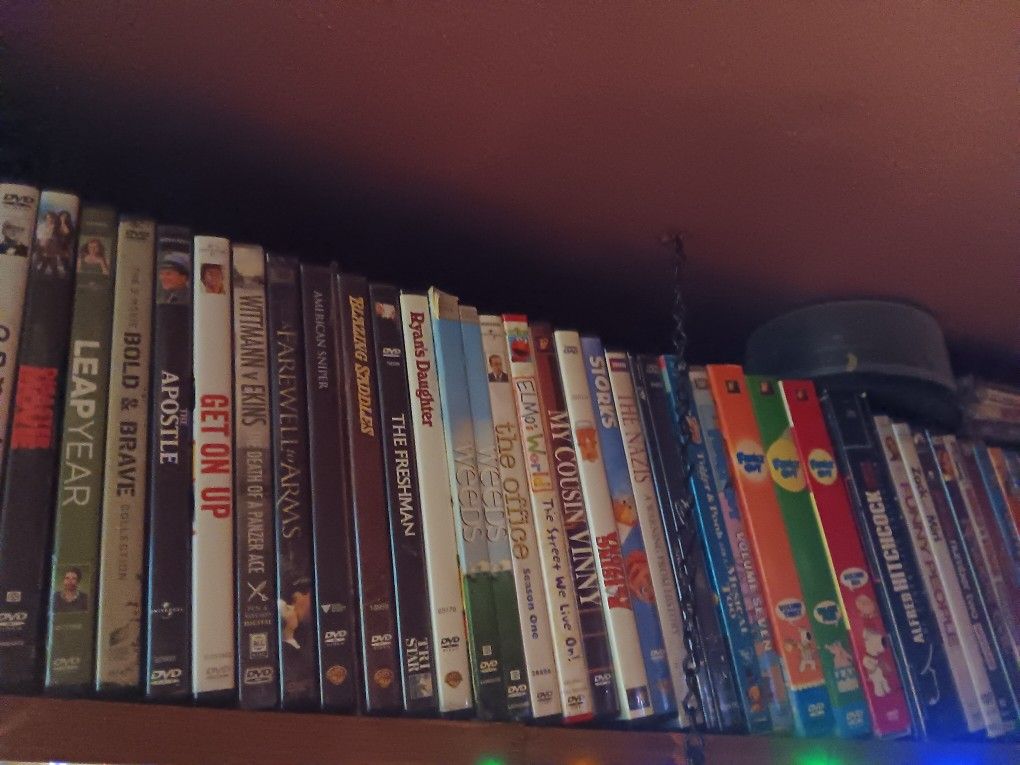 150 Dvds
