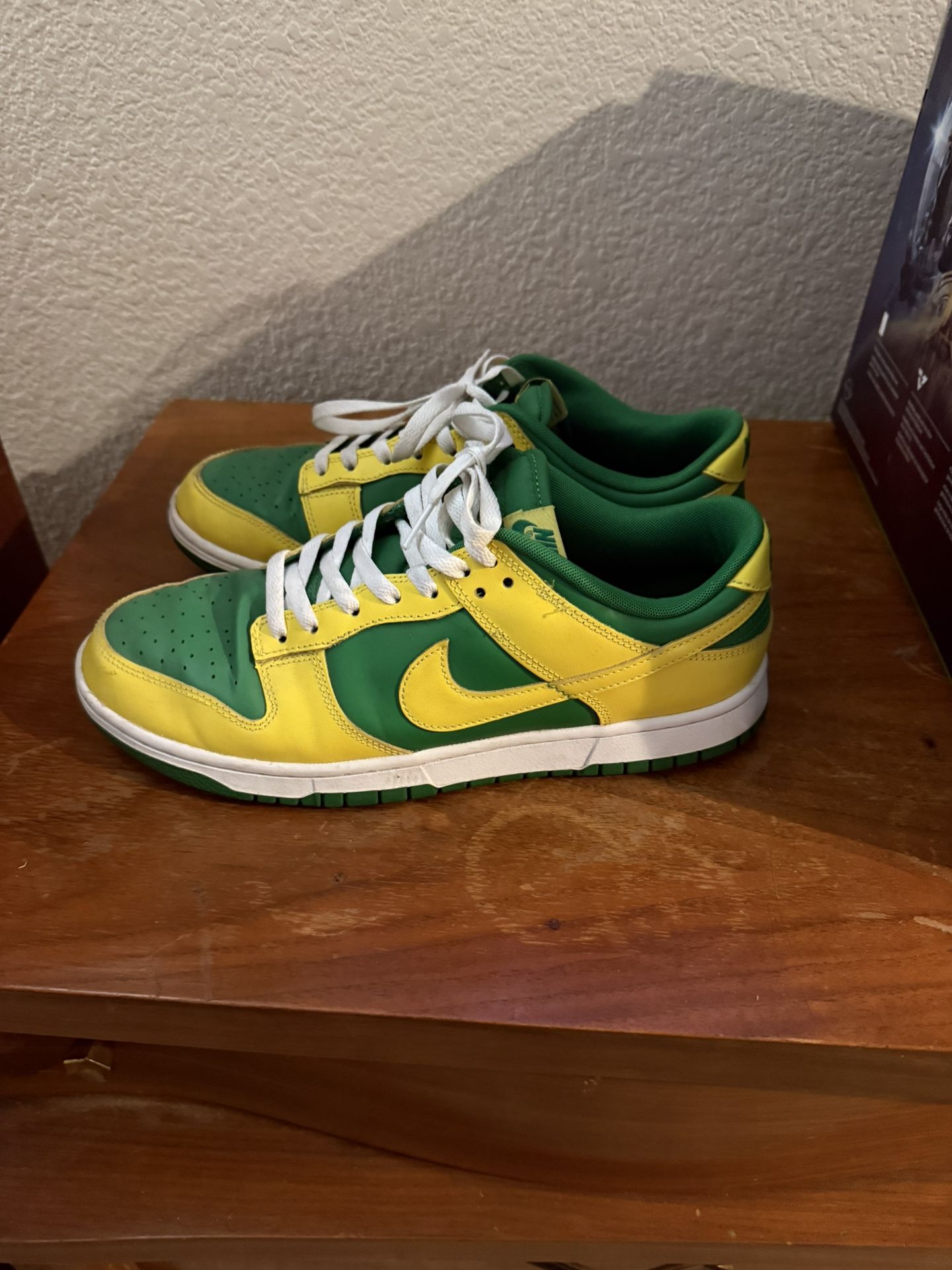 Nike Dunks Size 11