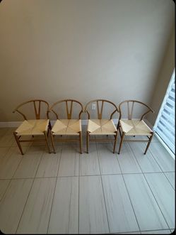 Set of 4 Wishbone Dining Chairs – Wood Grain Finish (Metal Frame) & Woven Seat