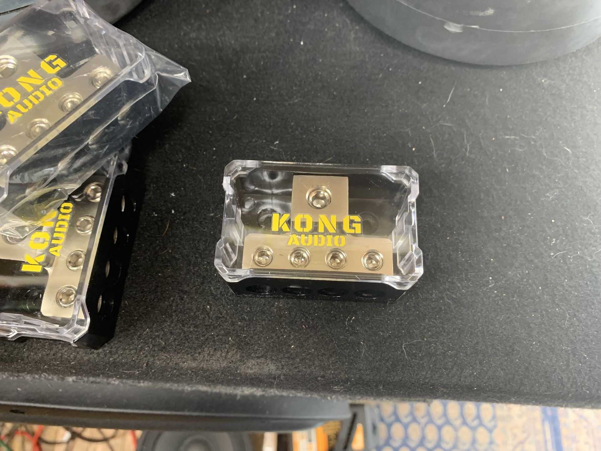 New Car Audio Distribution Block 1 x 0 Gauge In / 4 x 4 Gauge Out $15 Each
