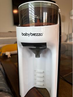 Baby Brezza Formula Pro Advanced-Excellent Condition