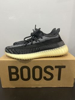 Yeezy 350 V2 Carbon
