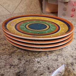 4 Kitchen Plates