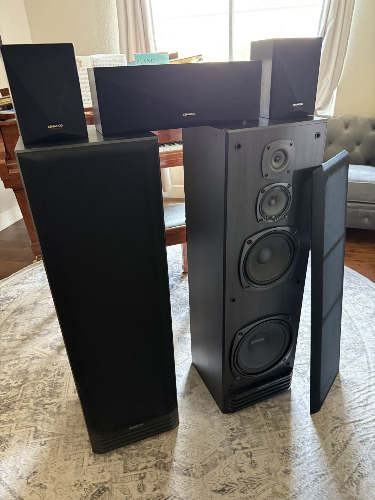 Kenwood Surround Sound Speaker System – JL-1105 Towers + CRS-155 Center & Rears – Great Condition