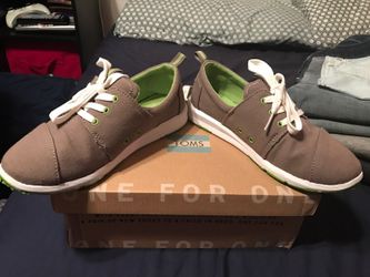 Toms Size 3.5 Kids