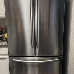 Samsung - 17.5 Cu. Ft. French Door Counter-Depth Refrigerator - Stainless Steel 