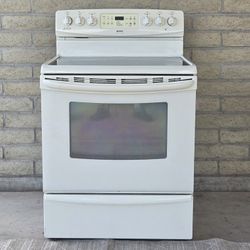 VERY CLEAN KENMORE SMOOTH-TOP 5 BURNER ELECTRIC RANGE 4.8 cu ft OVEN STOVE HOME KITCHEN APPLIANCE 