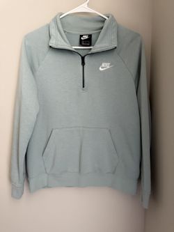 Nike Women’s Sweatshirt