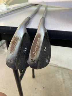 Cleveland CG 12 zip groves 54° and a 60°