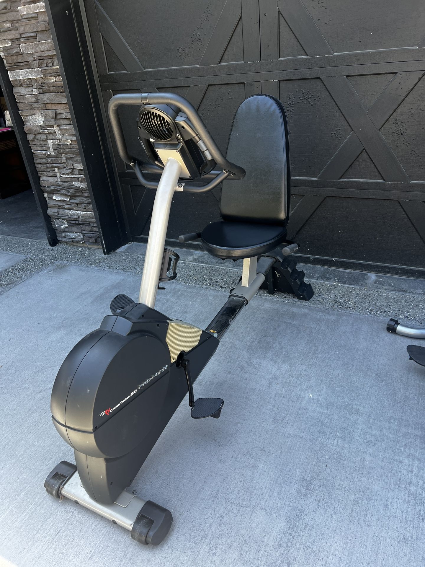 Pro form Cross Trainer 56 Exercise bike