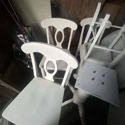 Wood Bistro 30in Table With Chairs 