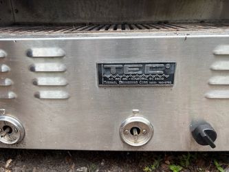 TEC Thermal Engineering Corp Stainless Steel Gas Grill