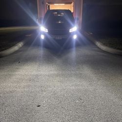 880 LED Fog Light Bulbs or DRL, 6000K Xenon White, 30W Super Bright, 885 893 899 Fog Light, Can-bus Error Free, Plug and Play Automobile Leds