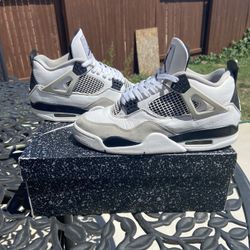 Jordan 4 Military Black
