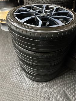 Toyota Prius rims and tires