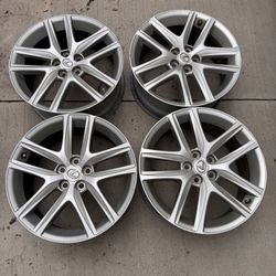 2017 Lexus CT200h Rims 5x100 17”