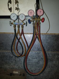 2 set of ac guages R22 and 410-A