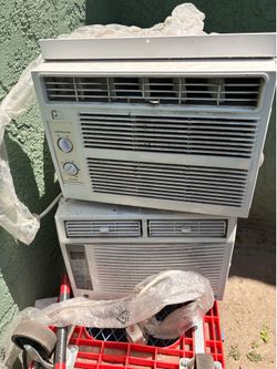 Air Conditioner  (Read Description)