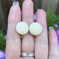 Antique ear clip