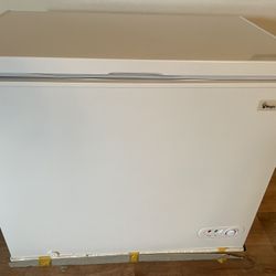 Magic Chef Freezer