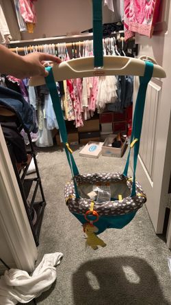 Up up away deluxe doorway jumper