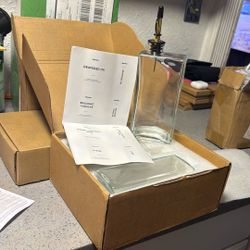 2pc Oil Bottles💥$10💥new In Box