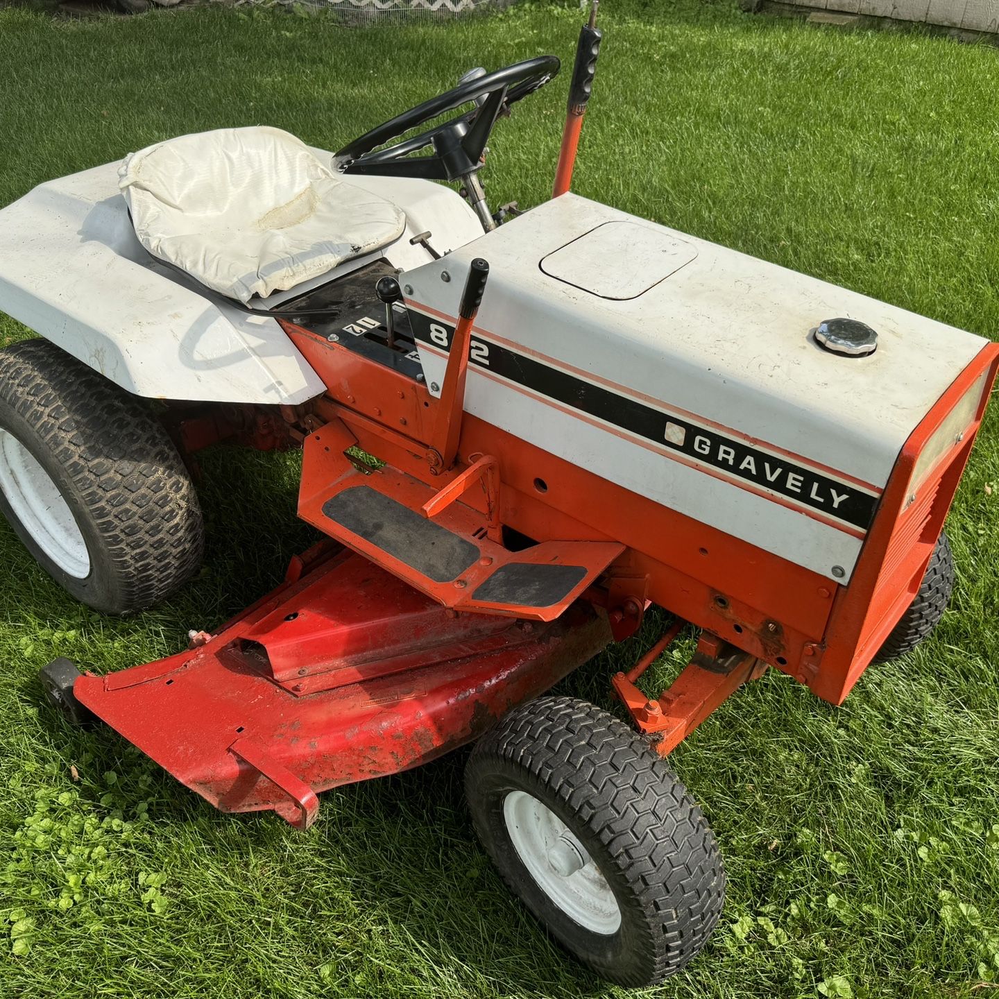 Riding Lawn Gravely 20g For Sale Gravely 8123 Gravely Lawn Tractor