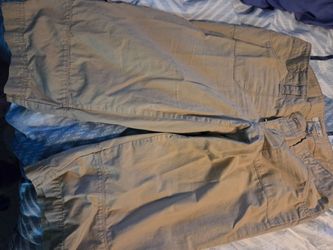 Women's Khaki Cargo Shorts