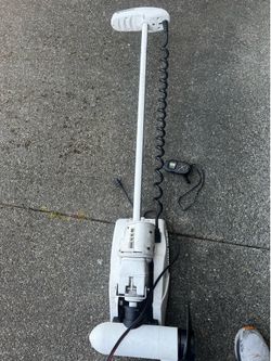 Minn Kota ulterra 80 trolling motor w/ipilot & Bluetooth 24V-80lb 60’’