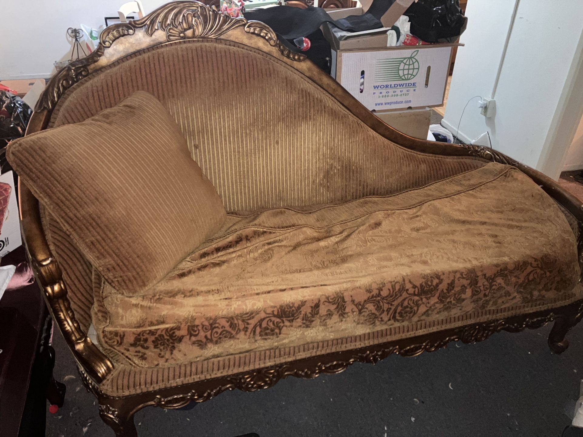 AICO by Michael Amini Monte Carlo Luxury Silk Chaise Lounge Gold