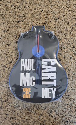  PAUL MC CARTNEY CLOCK