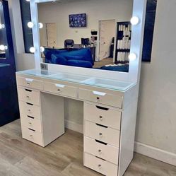 €€€ Vanity And Tocadores In Stock Disponibles €€€